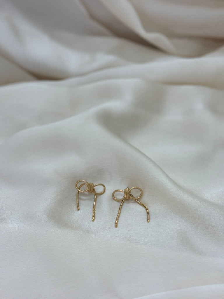 Mini Knot Earrings