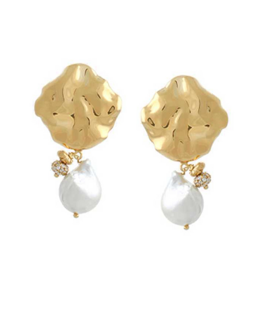Wave stud pearl earrings