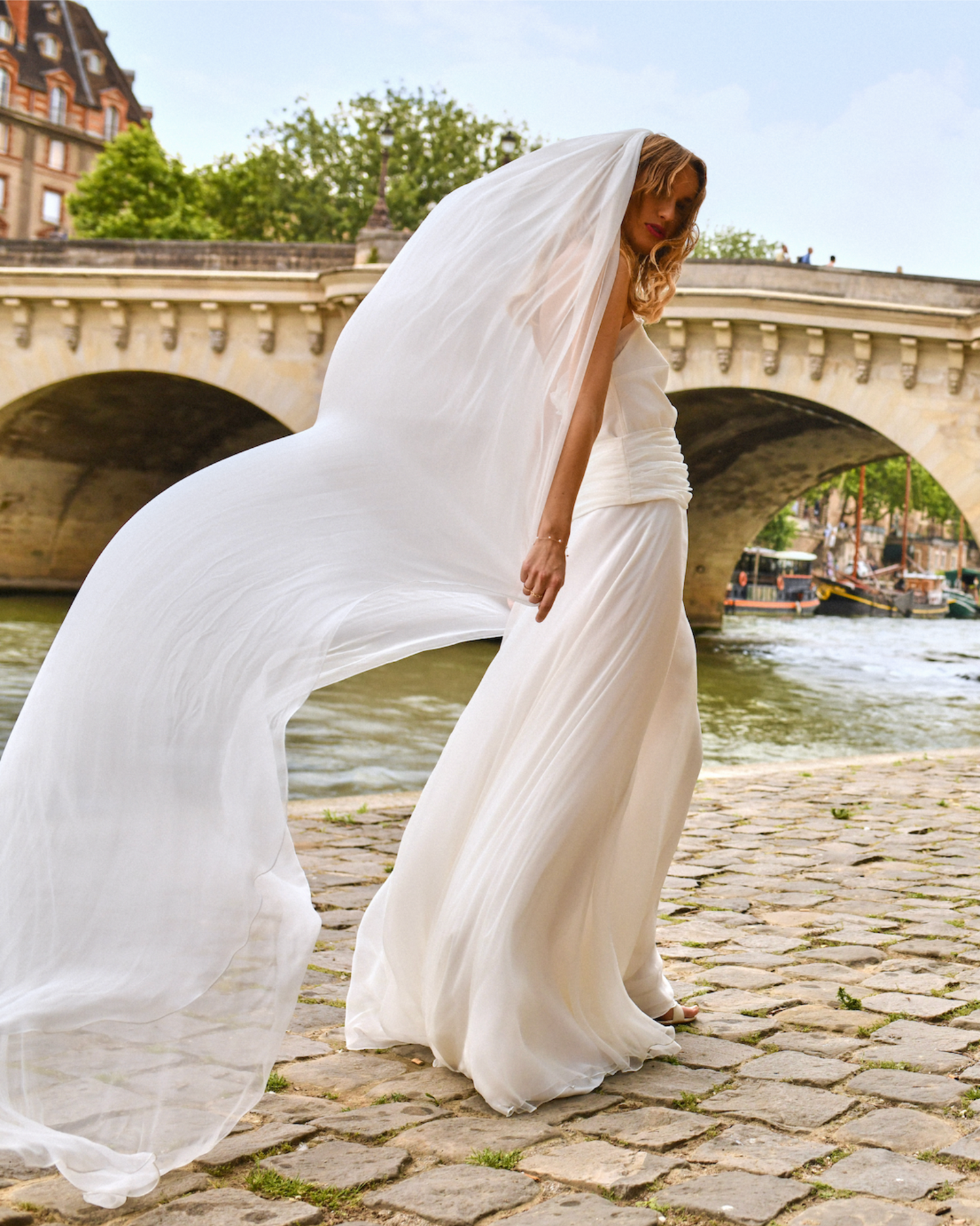 I Knew chiffon veil