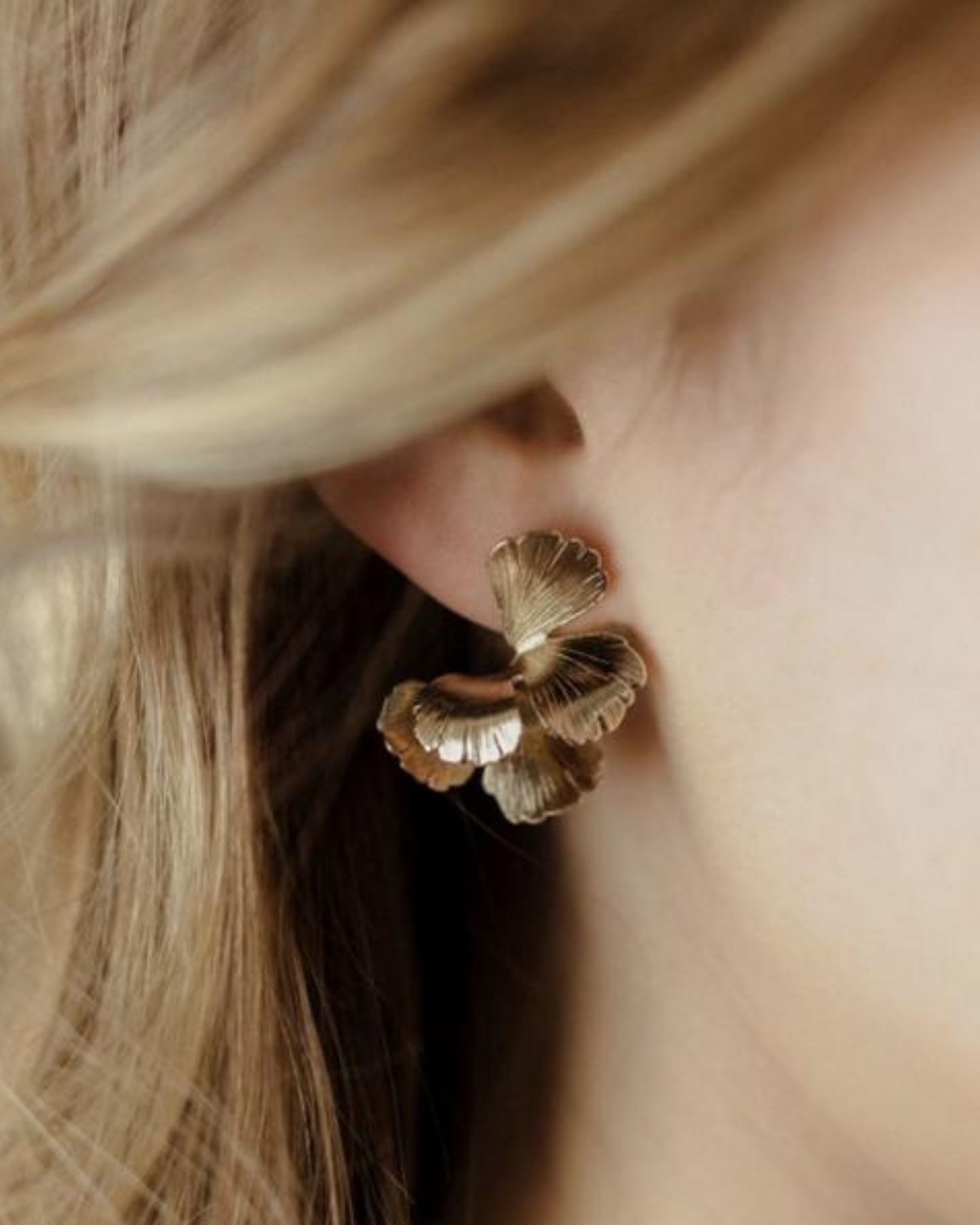 Univers Petit earrings